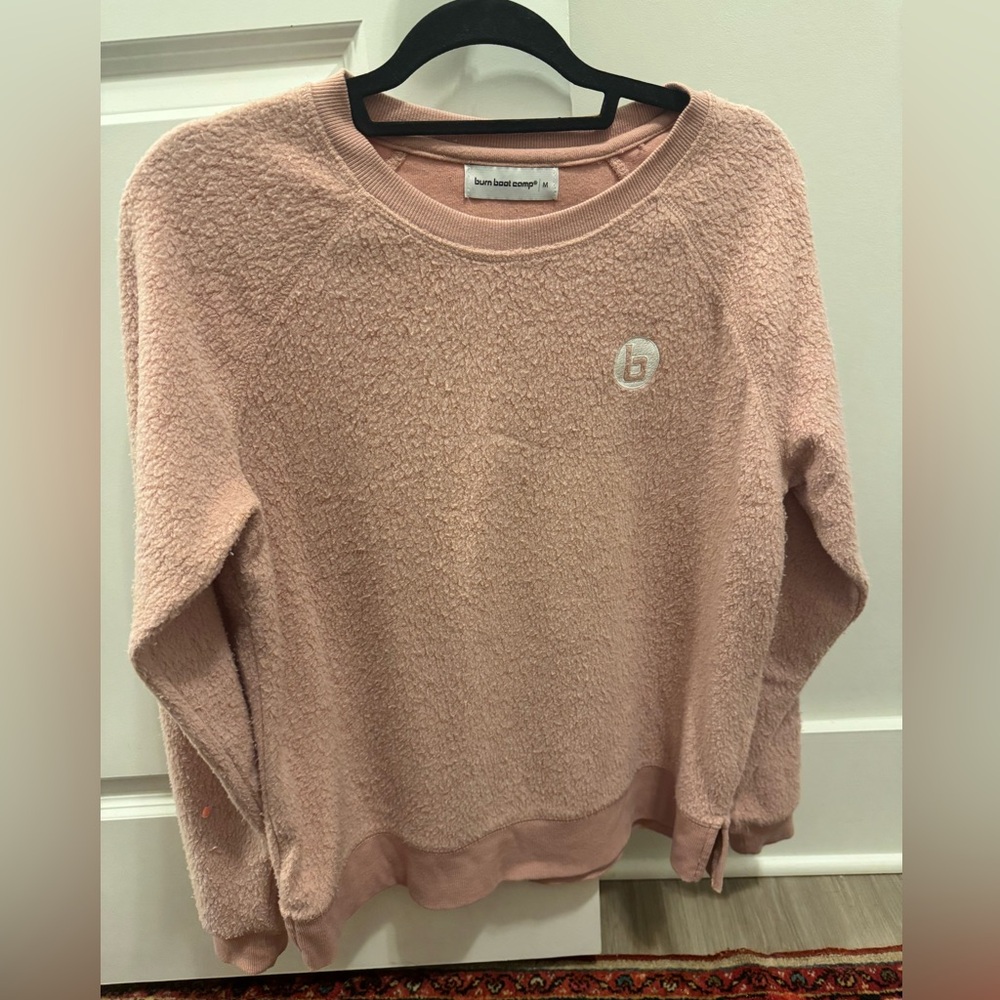 Burn pullover